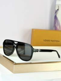 Picture of Louis Vuitton Sunglasses _SKUfw81854747fw